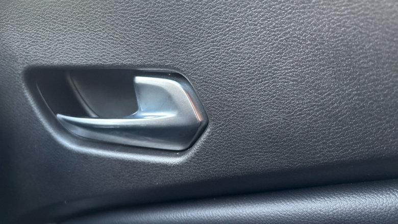 Nissan Juke 1.0 DiG-T 114 N-Connecta 5dr DCT Petrol Hatchback